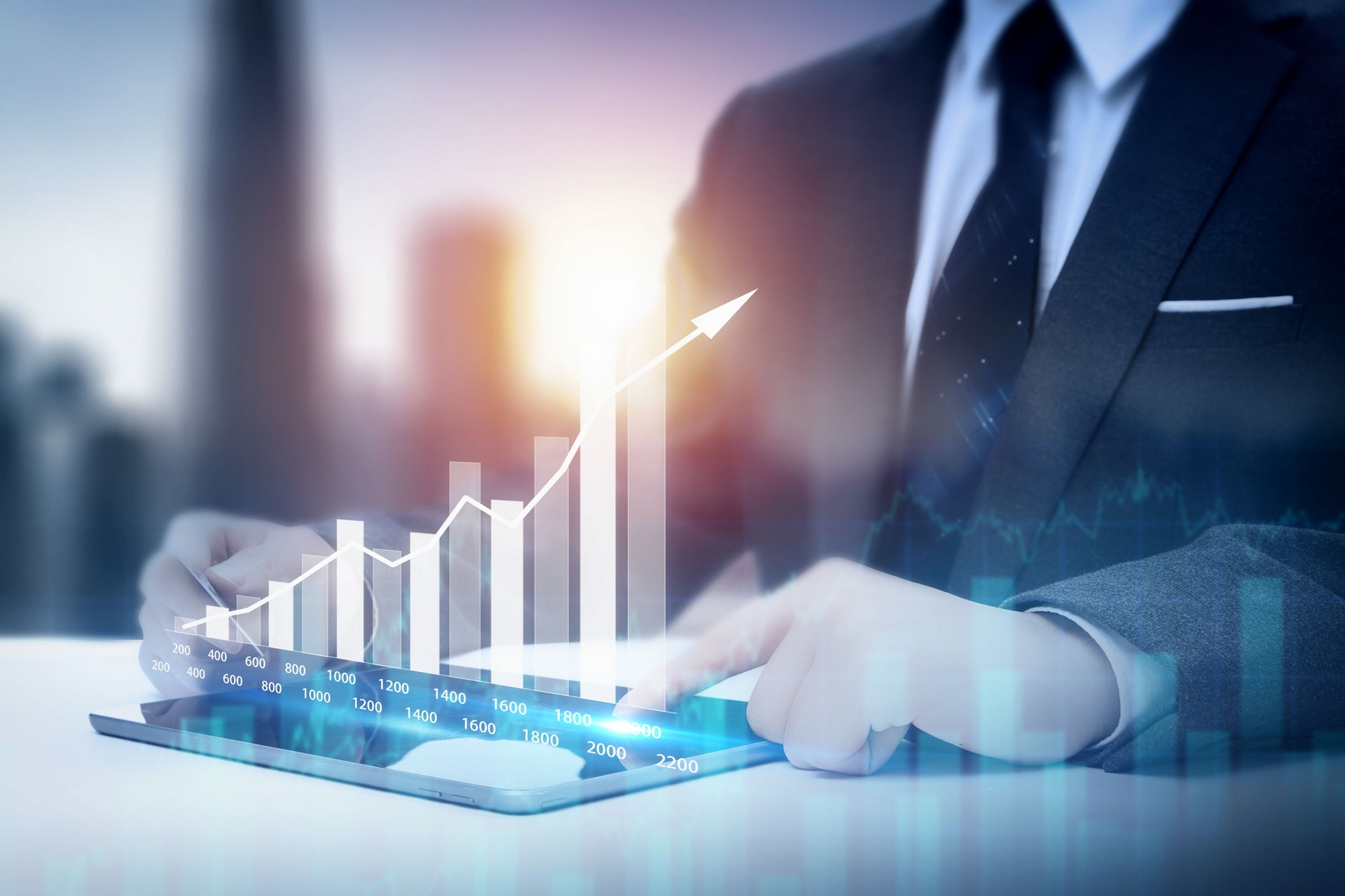 產(chǎn)業(yè)競(jìng)爭(zhēng)戰(zhàn)之企業(yè)推動(dòng)行業(yè)性增長(zhǎng)六大要素（上）