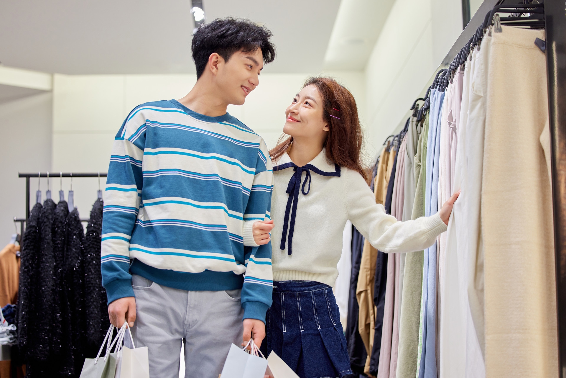 高價值品牌策劃之創(chuàng)造新消費(fèi)品牌感知三法